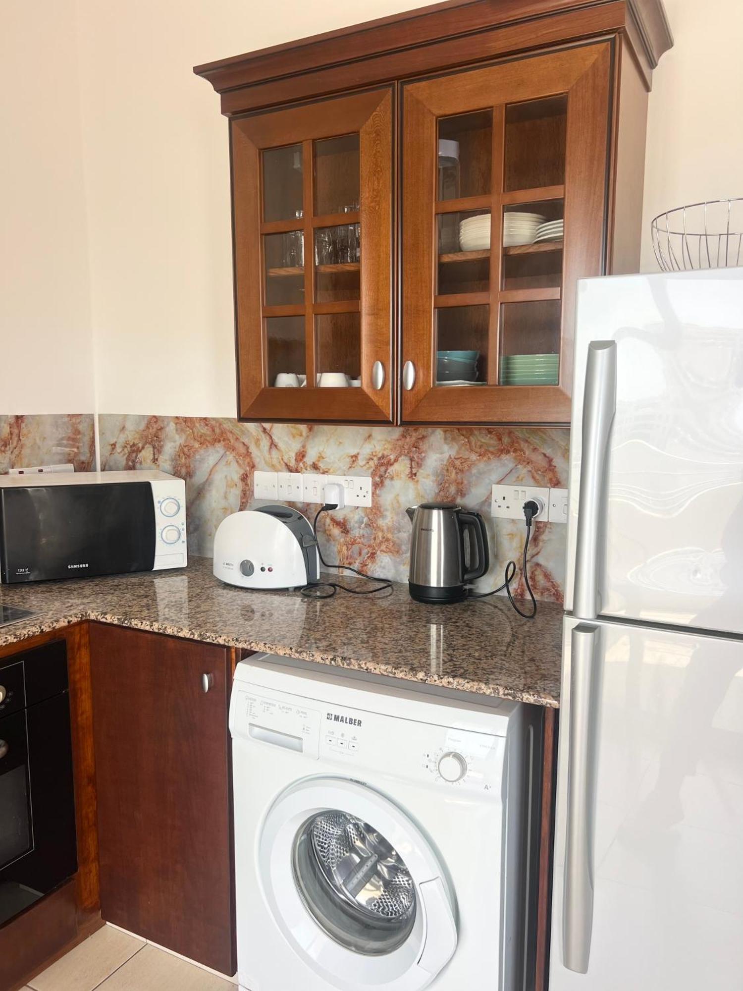 Apartment Capella, Ларнака Екстериор снимка